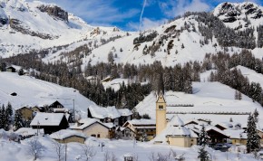 Ski Chalets in Arabba - Image Credit:Shutterstock